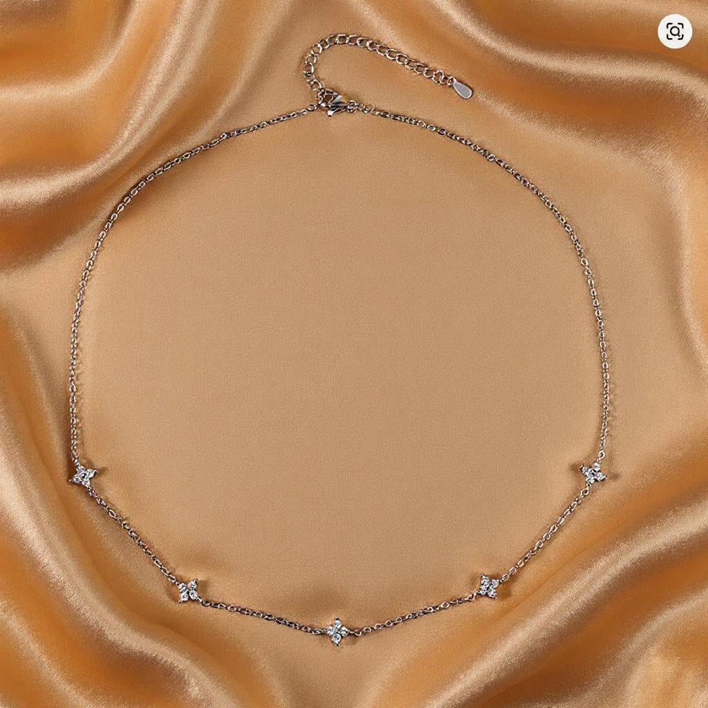 Multi Flower Four Leaf Chain Clasp Necklace