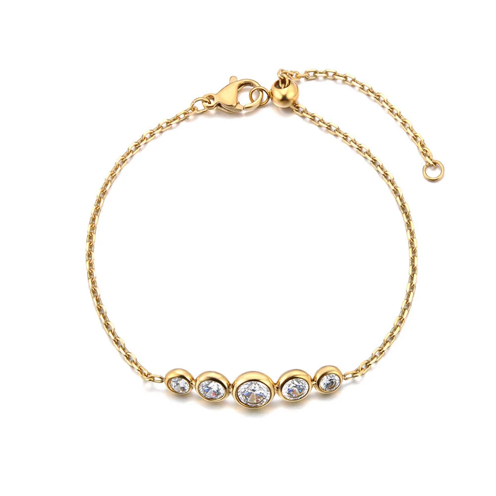 Centered Five Cubic Zirconias Clasp Chain Bracelet